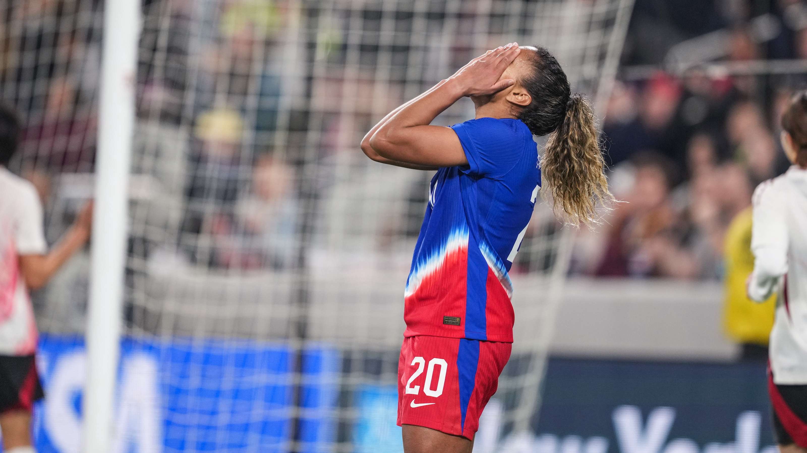 也激起了球 也激起了球